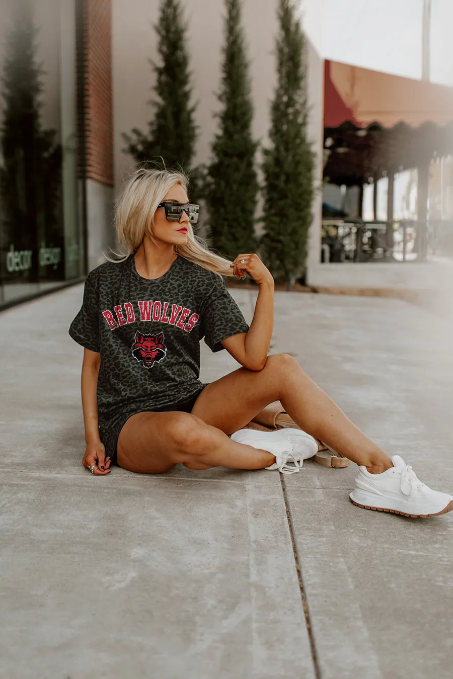 ARKANSAS STATE RED WOLVES "ALL THE CHEER" LEOPARD STANDARD FIT CREW NECK TEE