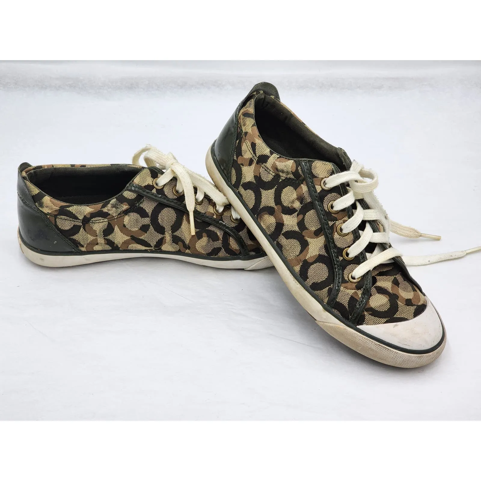 Coach Barrett Shoes Womens Size 8.5 Low Top Sneakers Lace Up Camo Tennis