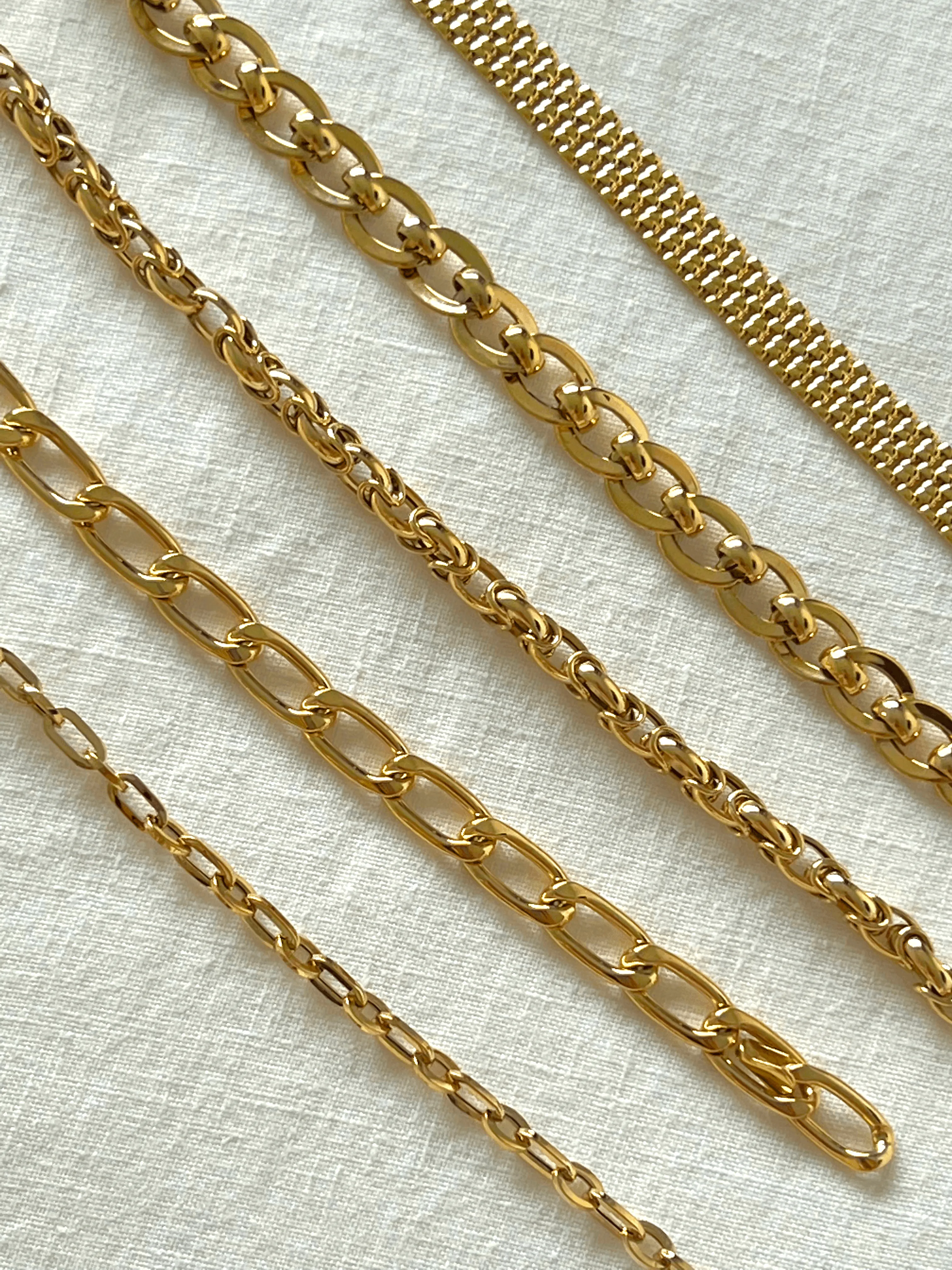 Curb Link Bracelet in 9ct Yellow Gold