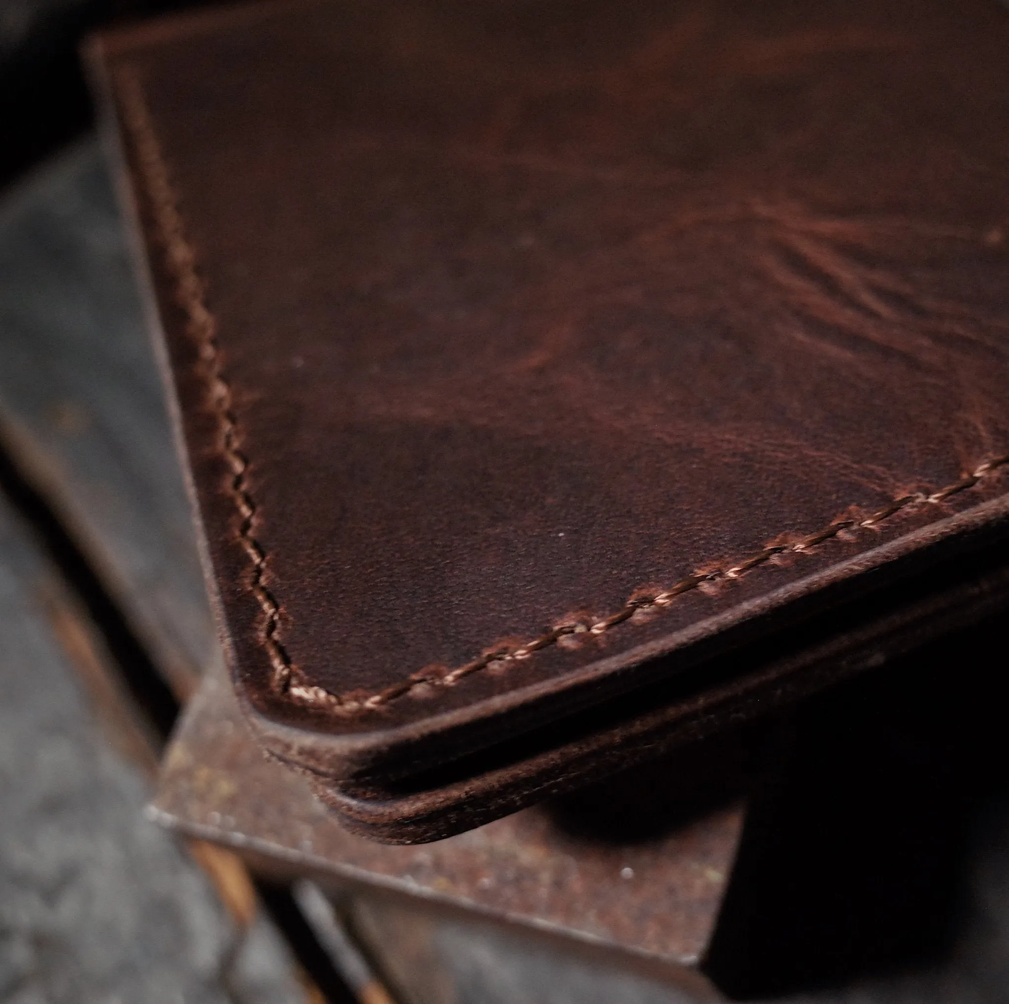 Ludger Leather Bifold Wallet – Dark Brown Edition